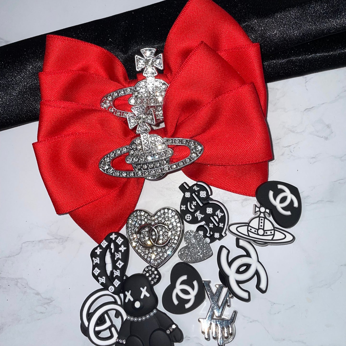 Black/Red Set (Accessories Only, includes band, bows and Charms)