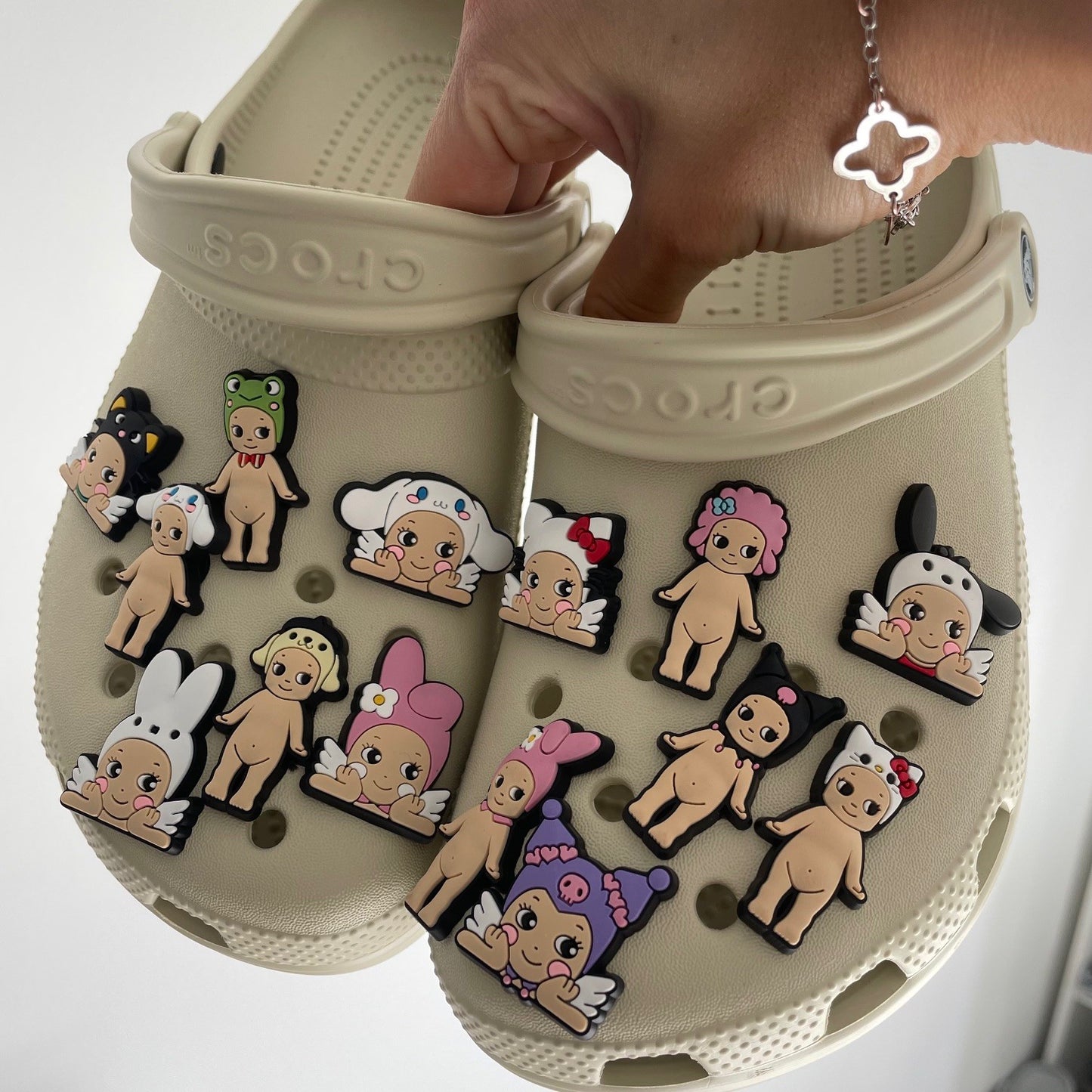 Sonnys Angel Croc Charms